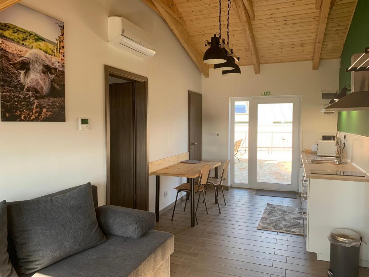 Oeregtoelgy Apartman Szár 외부 사진